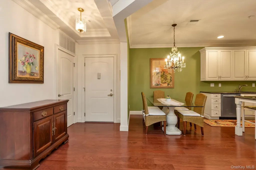 104 Shady Lane Westbury NY 11590
