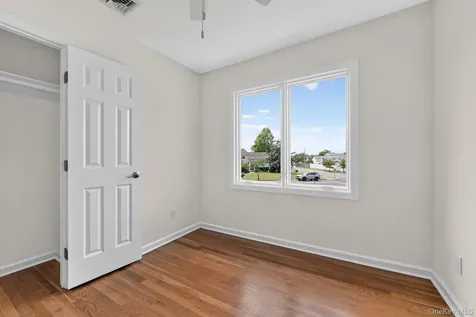89 Ocean Avenue Massapequa NY 11758