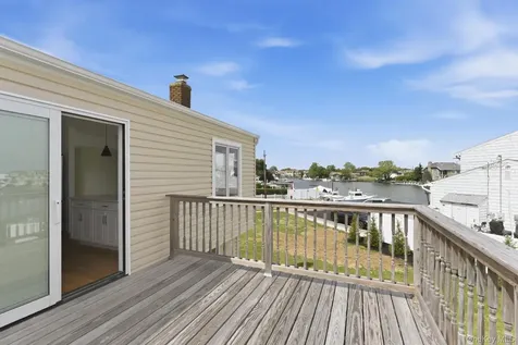 89 Ocean Avenue Massapequa NY 11758