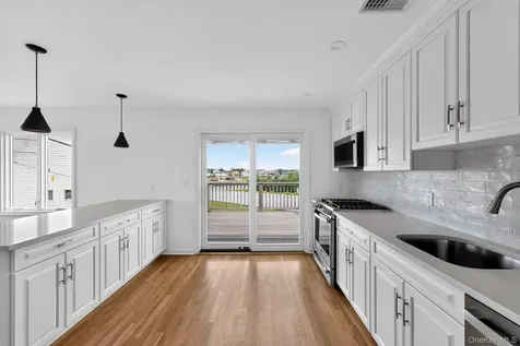 89 Ocean Avenue Massapequa NY 11758