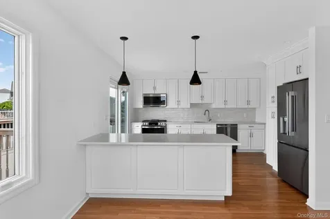 89 Ocean Avenue Massapequa NY 11758