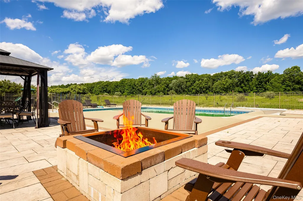 89 Brookside Lane Lagrangeville NY 12540
