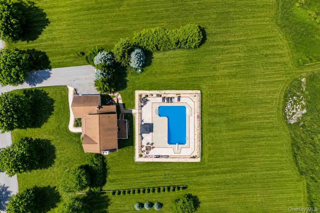 89 Brookside Lane Lagrangeville NY 12540