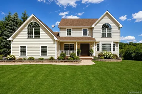 89 Brookside Lane Lagrangeville NY 12540