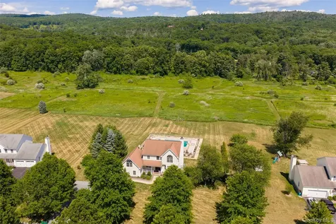 89 Brookside Lane Lagrangeville NY 12540