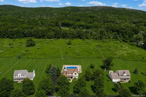 89 Brookside Lane Lagrangeville NY 12540