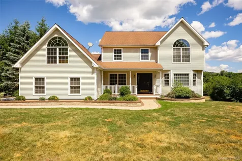 89 Brookside Lane Lagrangeville NY 12540