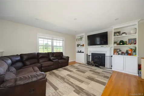 89 Brookside Lane Lagrangeville NY 12540