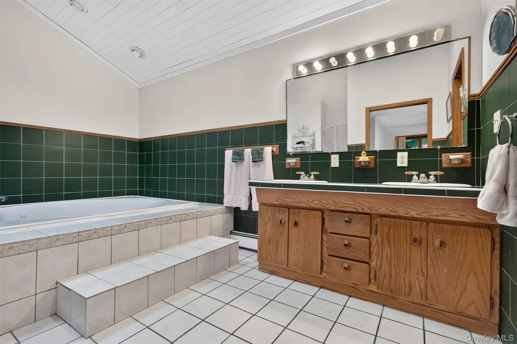 1 Tenny Lane Cornwall NY 12518