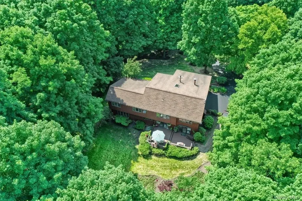 1 Tenny Lane Cornwall NY 12518