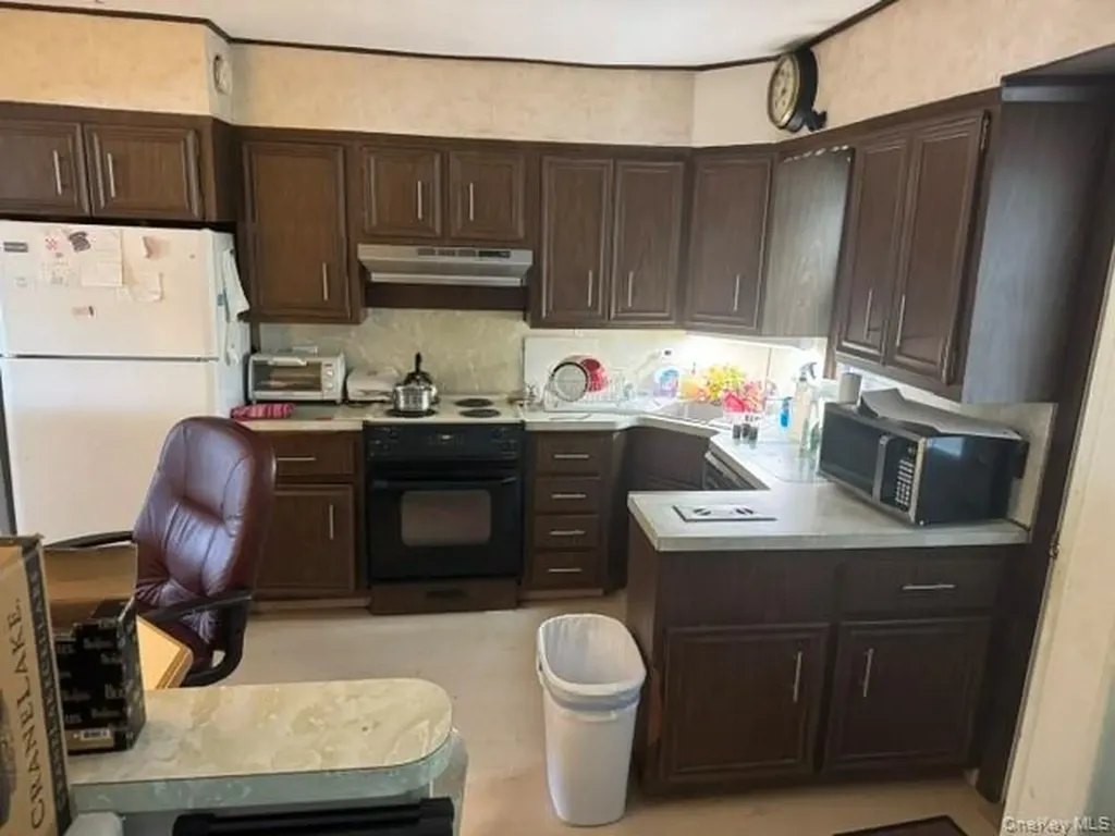 1916 Wilson Avenue North Bellmore NY 11710