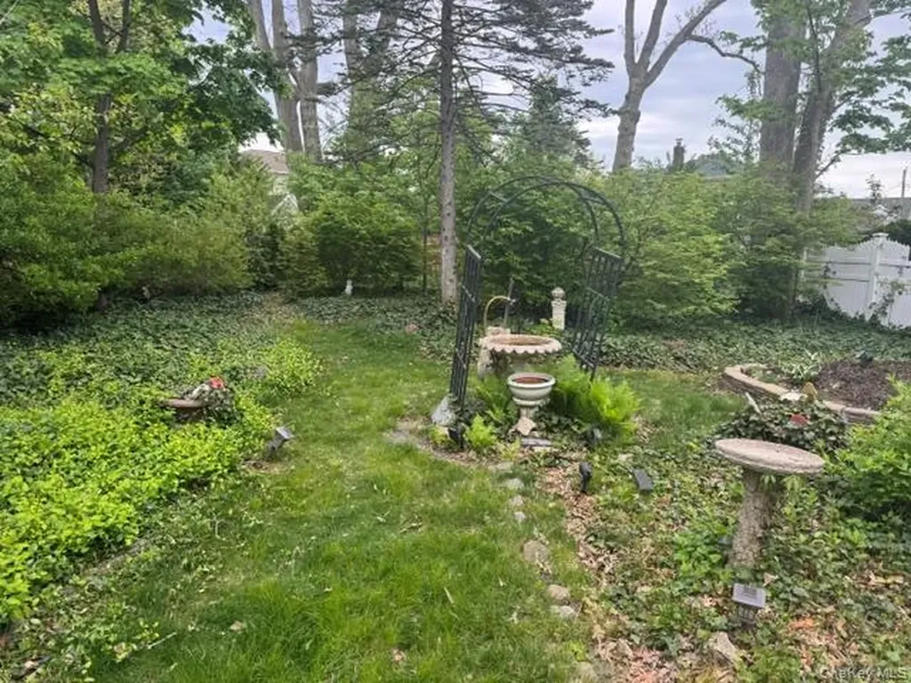 1916 Wilson Avenue North Bellmore NY 11710