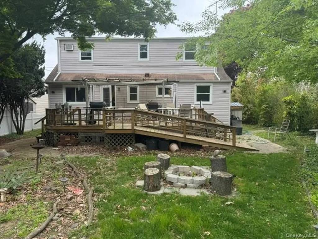 1916 Wilson Avenue North Bellmore NY 11710