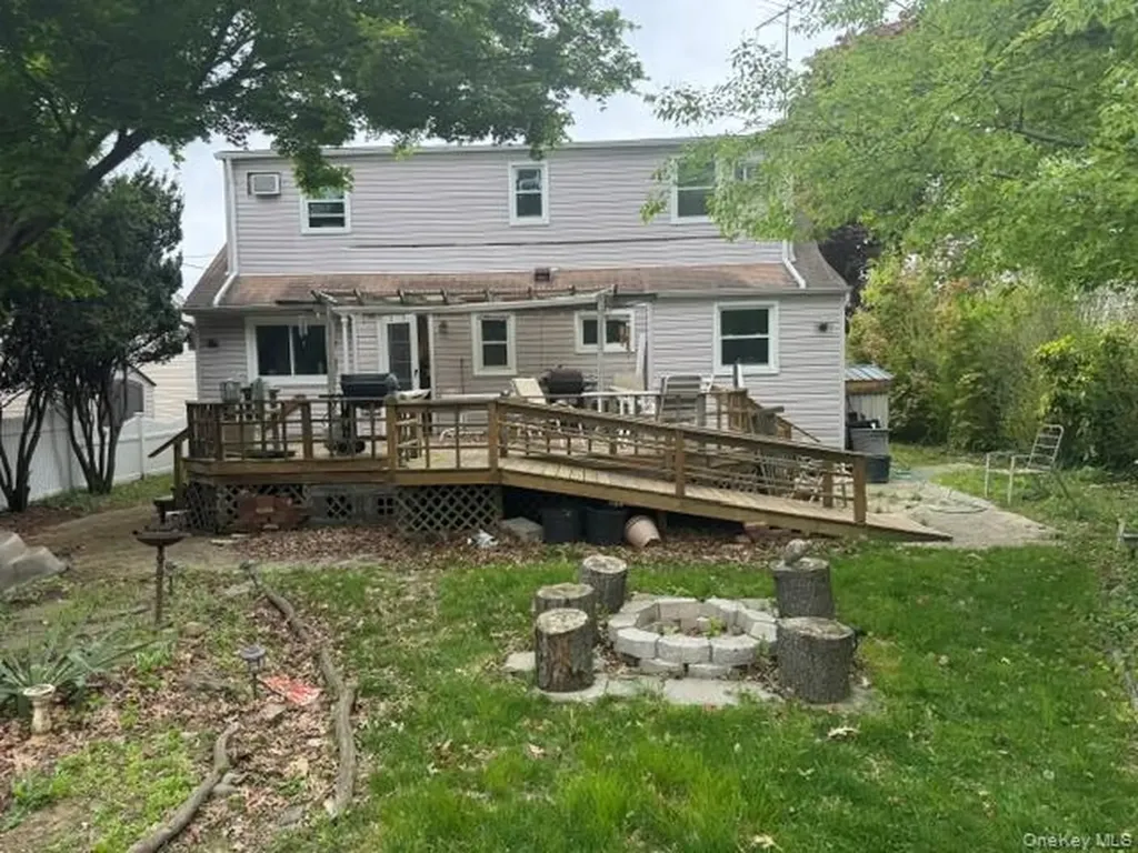 1916 Wilson Avenue North Bellmore NY 11710