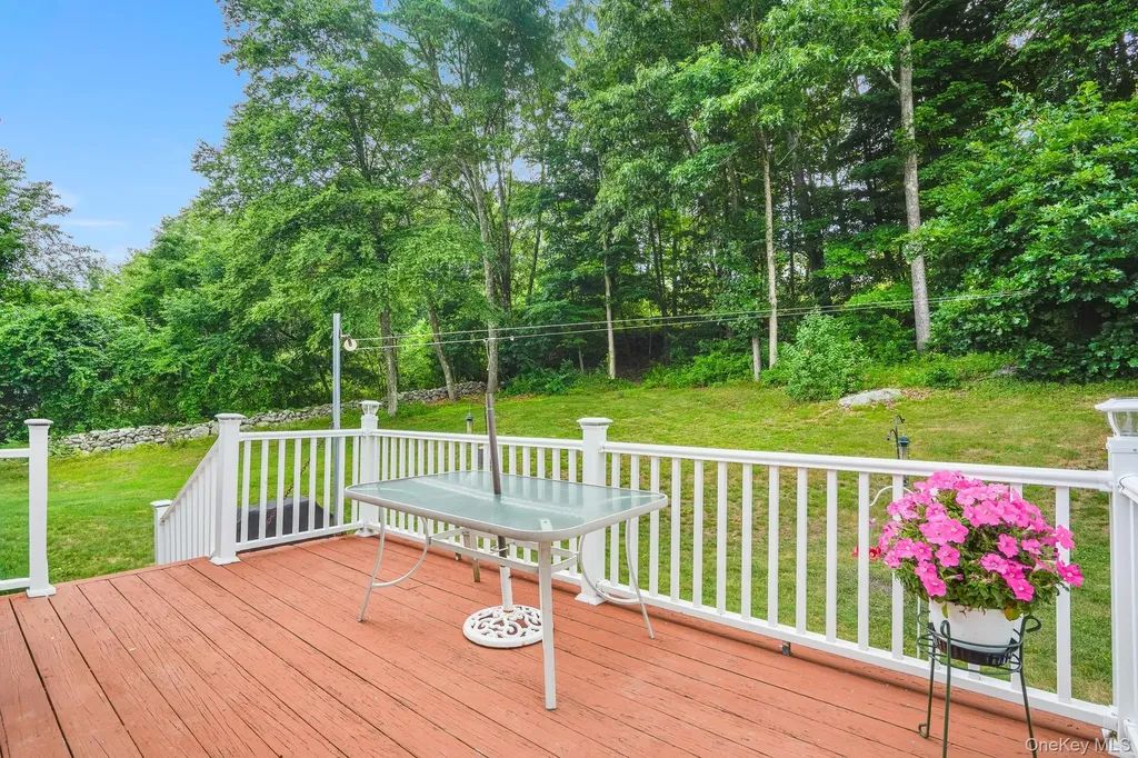 5 Gardineer Road Putnam Valley NY 10579