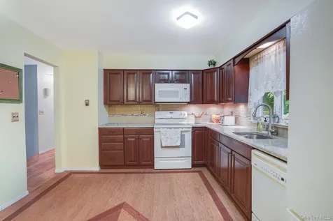 5 Gardineer Road Putnam Valley NY 10579