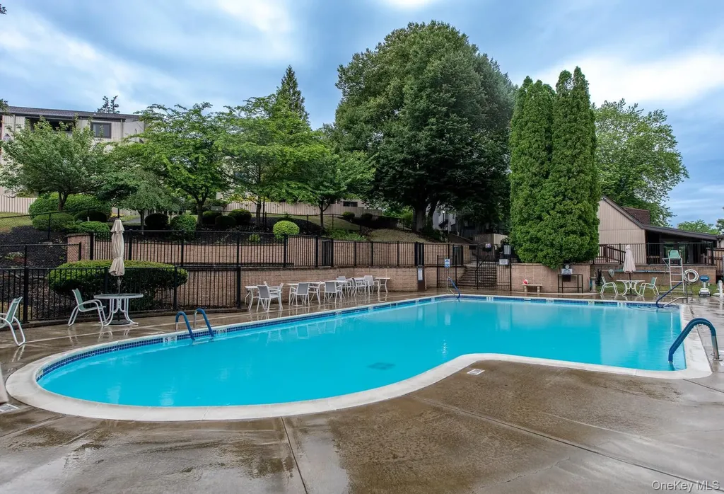 503 Scenic Lane Poughkeepsie NY 12603