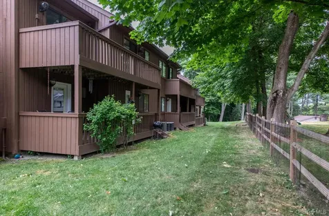 503 Scenic Lane Poughkeepsie NY 12603