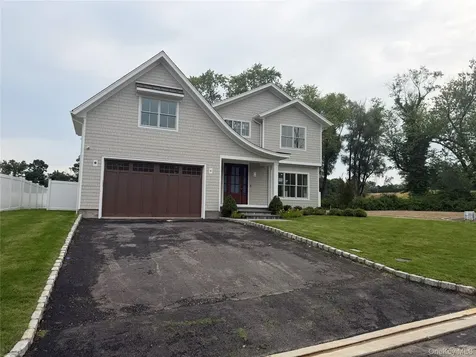 738 Motts Cove Road N Glen Head NY 11545