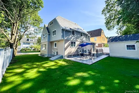 9 Watkins Place New Rochelle NY 10801