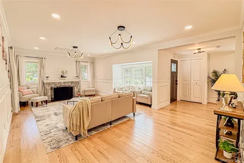 9 Watkins Place New Rochelle NY 10801