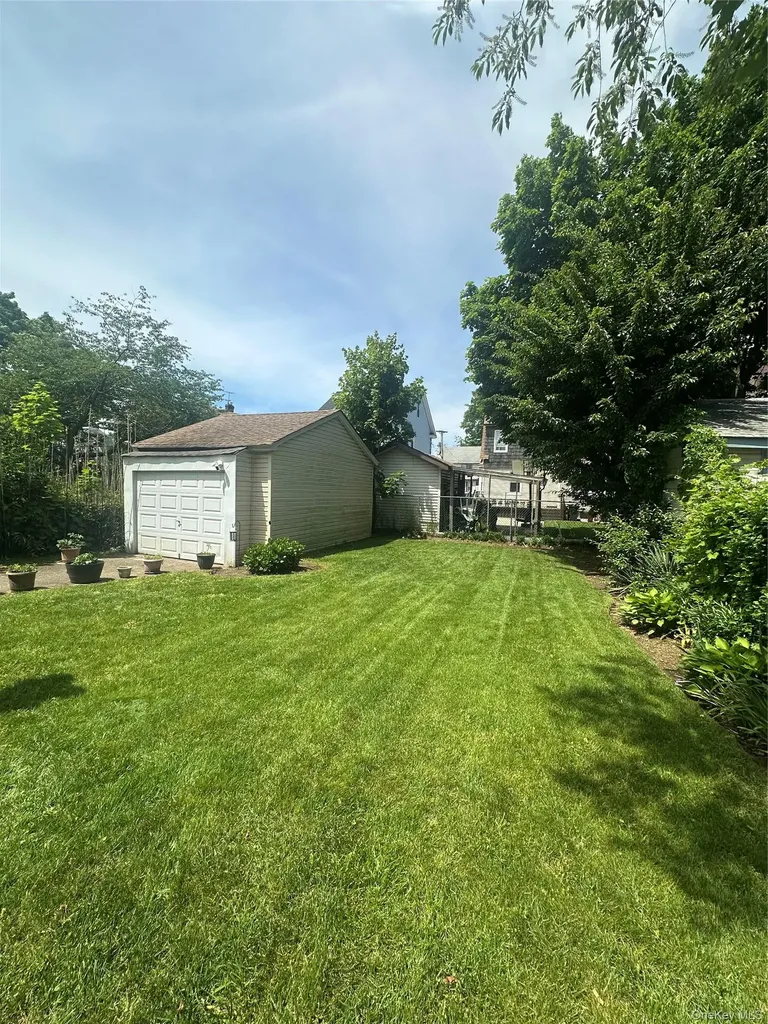 10048 222nd Street Queens Village NY 11429