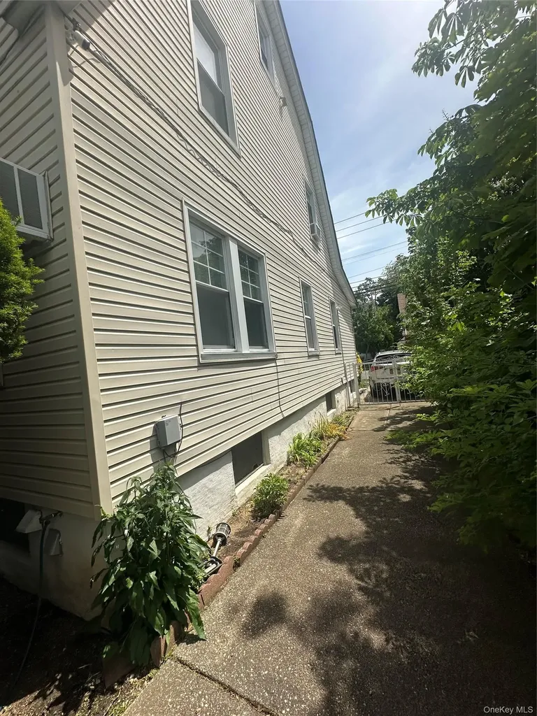 10048 222nd Street Queens Village NY 11429