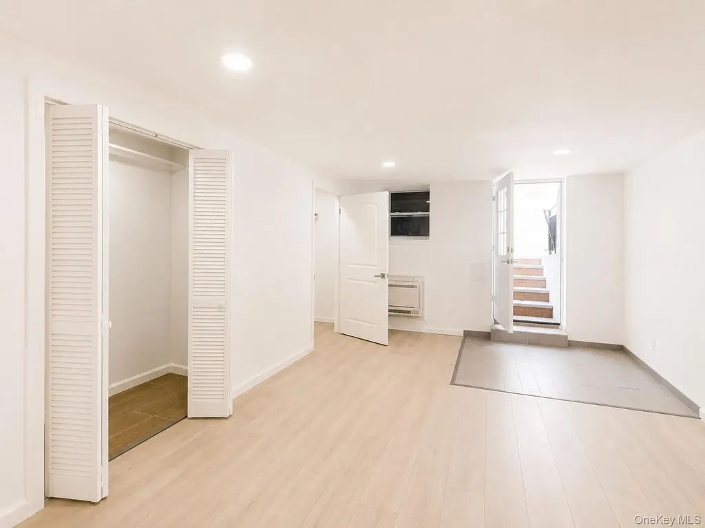 6946 64th Street Ridgewood NY 11385