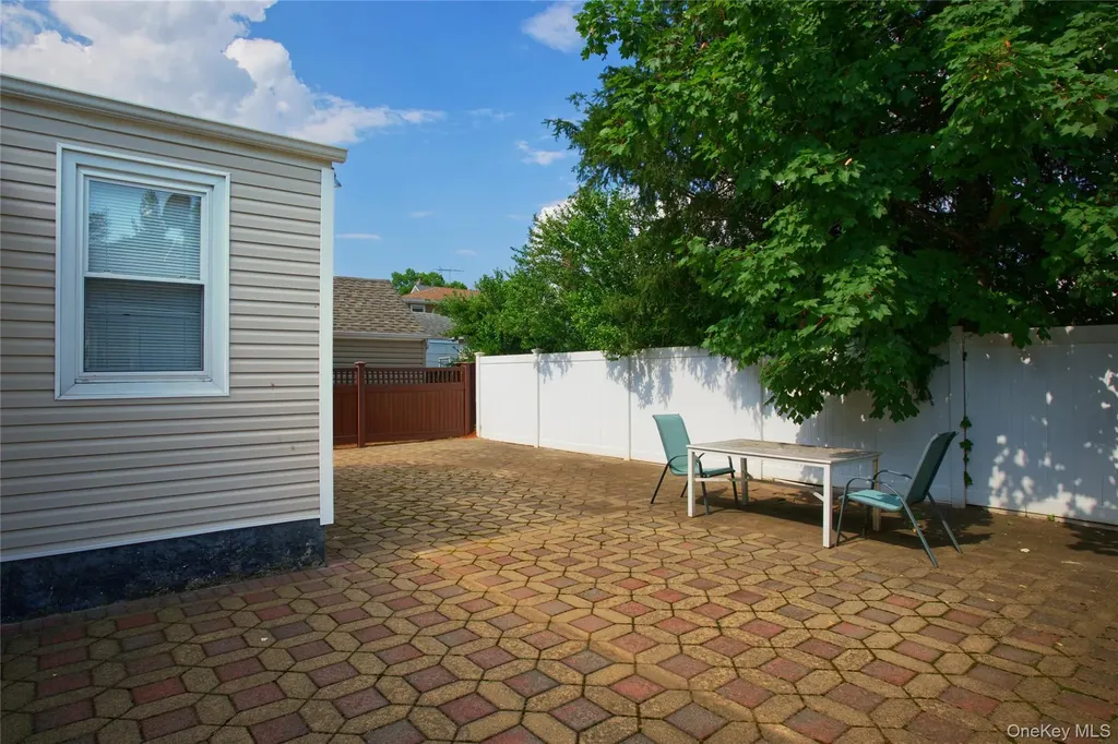 117 Walnut Street West Hempstead NY 11552
