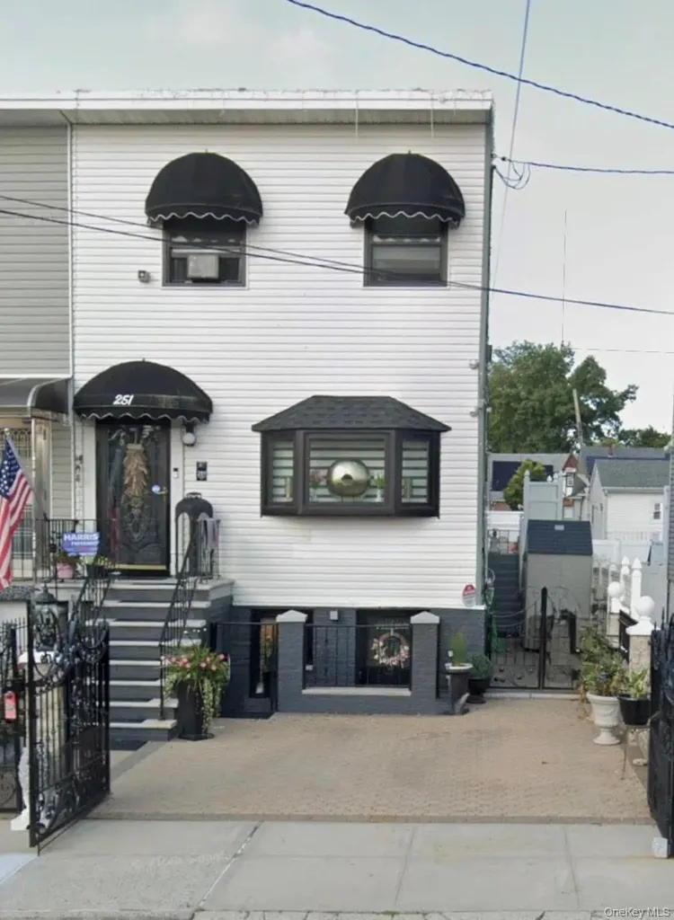 251 Longstreet Avenue Bronx NY 10465