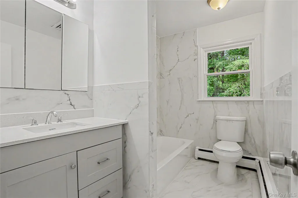 12 Roe Drive Hyde Park NY 12538