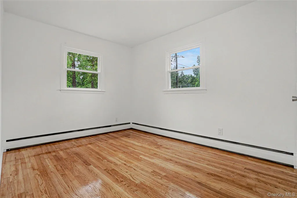 12 Roe Drive Hyde Park NY 12538