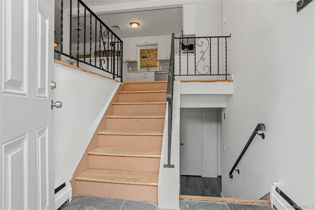 12 Roe Drive Hyde Park NY 12538