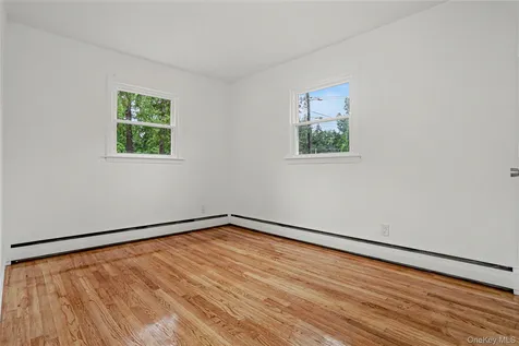 12 Roe Drive Hyde Park NY 12538