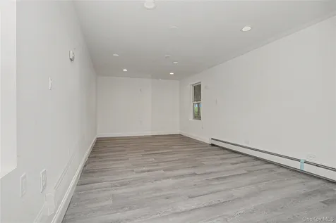 12 Roe Drive Hyde Park NY 12538