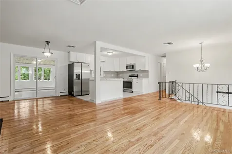 12 Roe Drive Hyde Park NY 12538