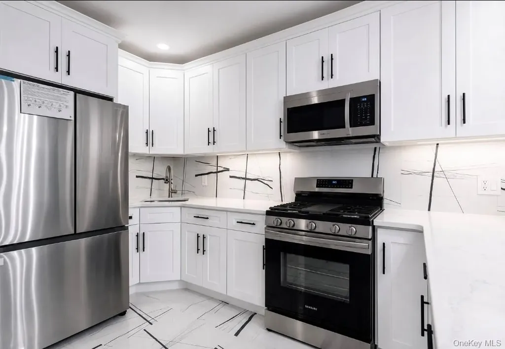 189 Legion Street Brooklyn NY 11212