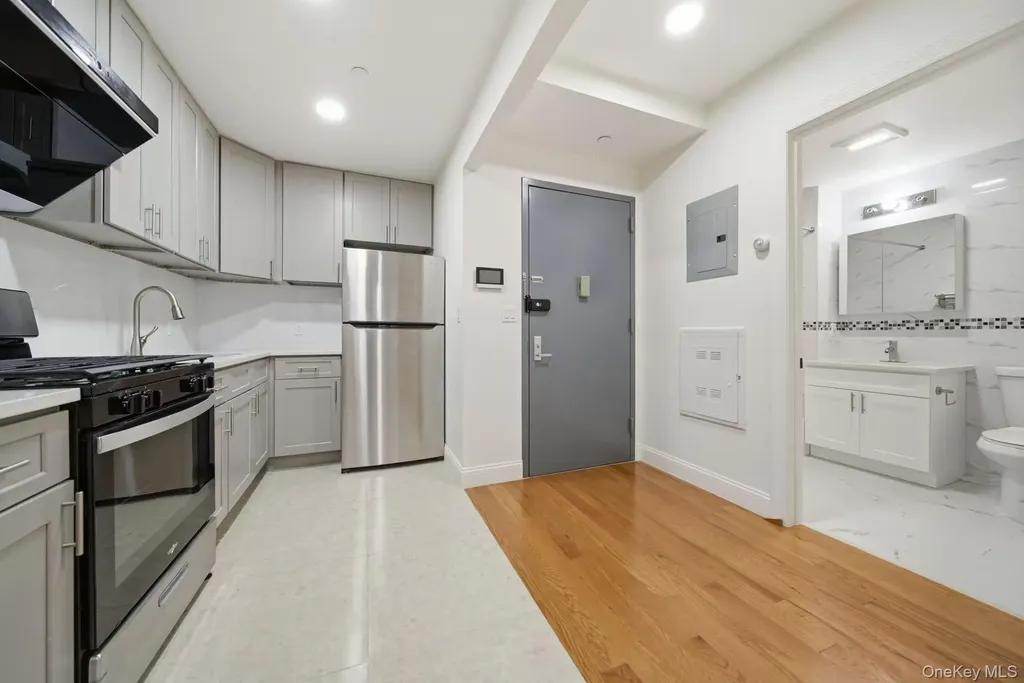 141-15 Cherry Avenue Flushing NY 11355