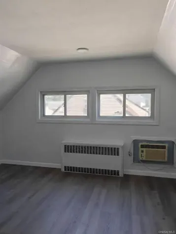 82 Lantern Road Hicksville NY 11801