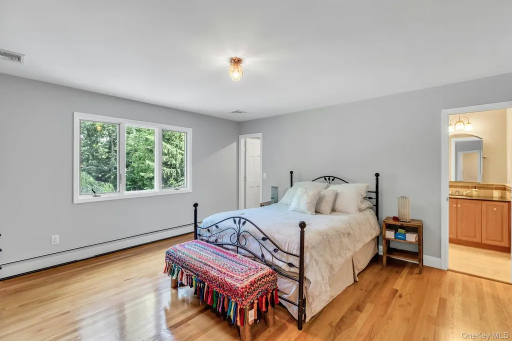 10 Winter Lane Dix Hills NY 11746