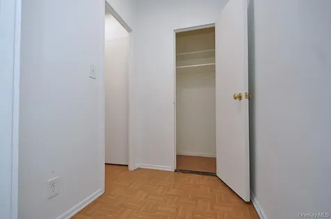281 Garth Road Scarsdale NY 10583