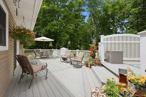 89 Main Street Napanoch NY 12458