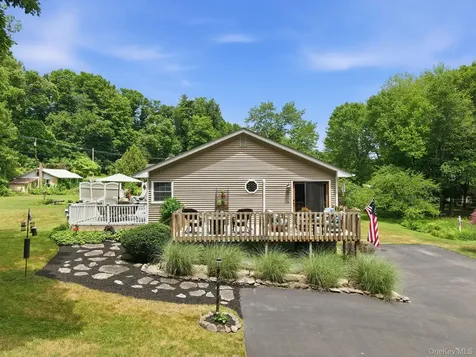 89 Main Street Napanoch NY 12458