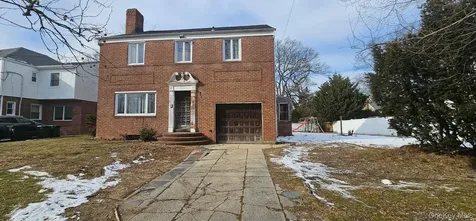 770 W Broadway Woodmere NY 11598