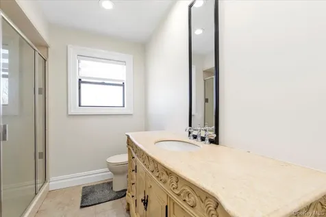 219 Carnation Drive Farmingdale NY 11735