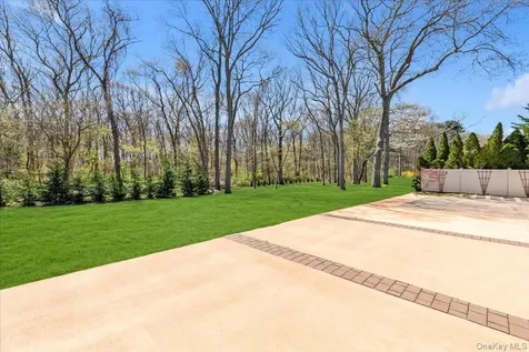 219 Carnation Drive Farmingdale NY 11735