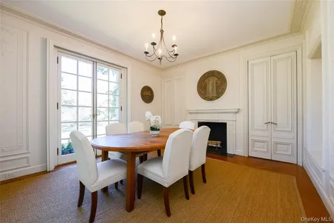 1 Pond Road Glen Cove NY 11542