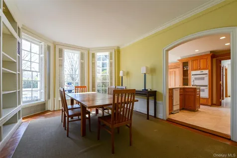 1 Pond Road Glen Cove NY 11542