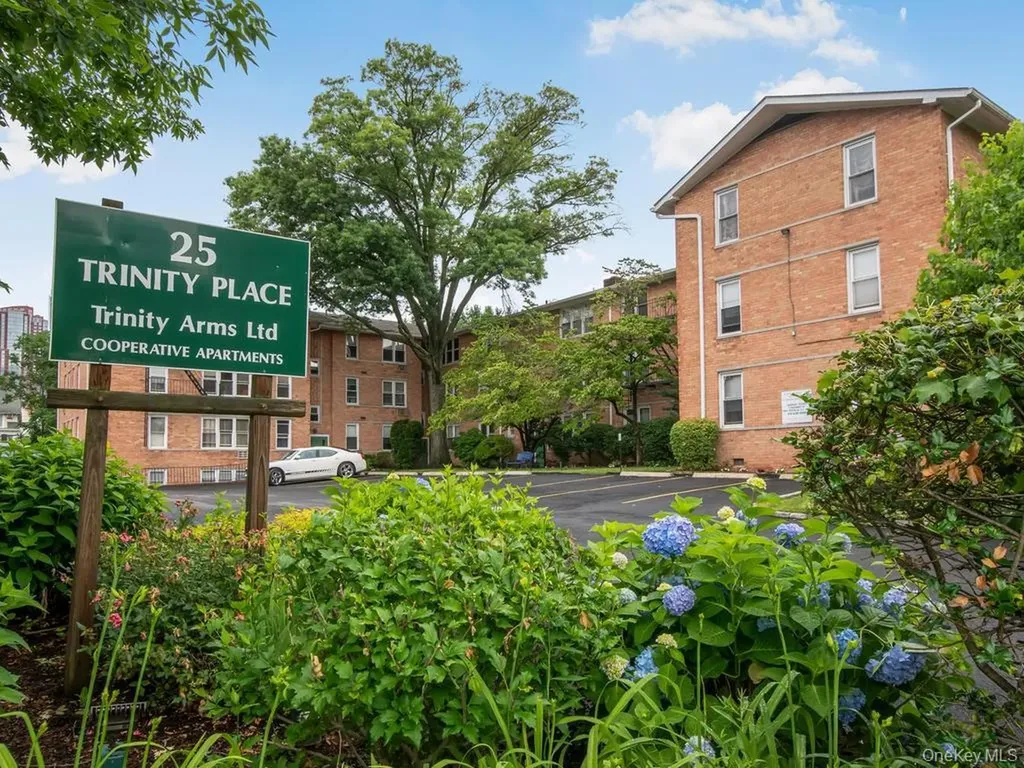 25 Trinity Place New Rochelle NY 10805