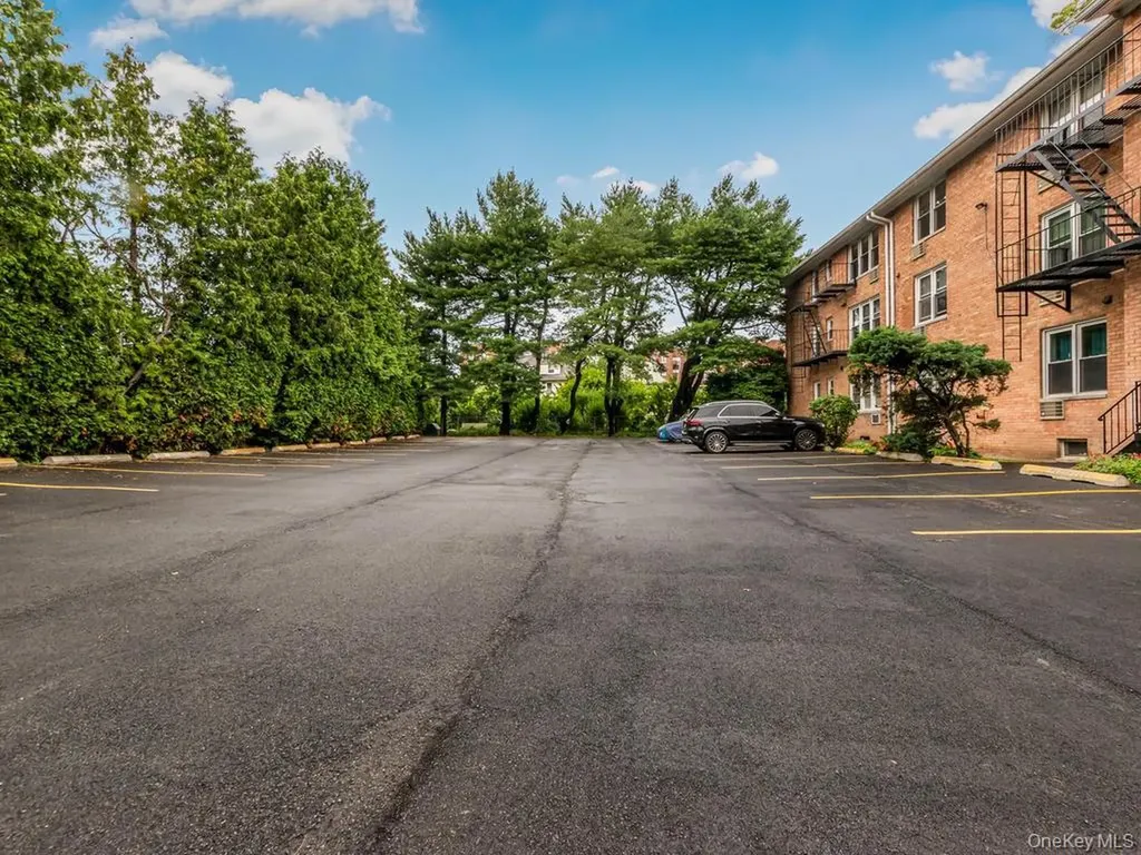 25 Trinity Place New Rochelle NY 10805